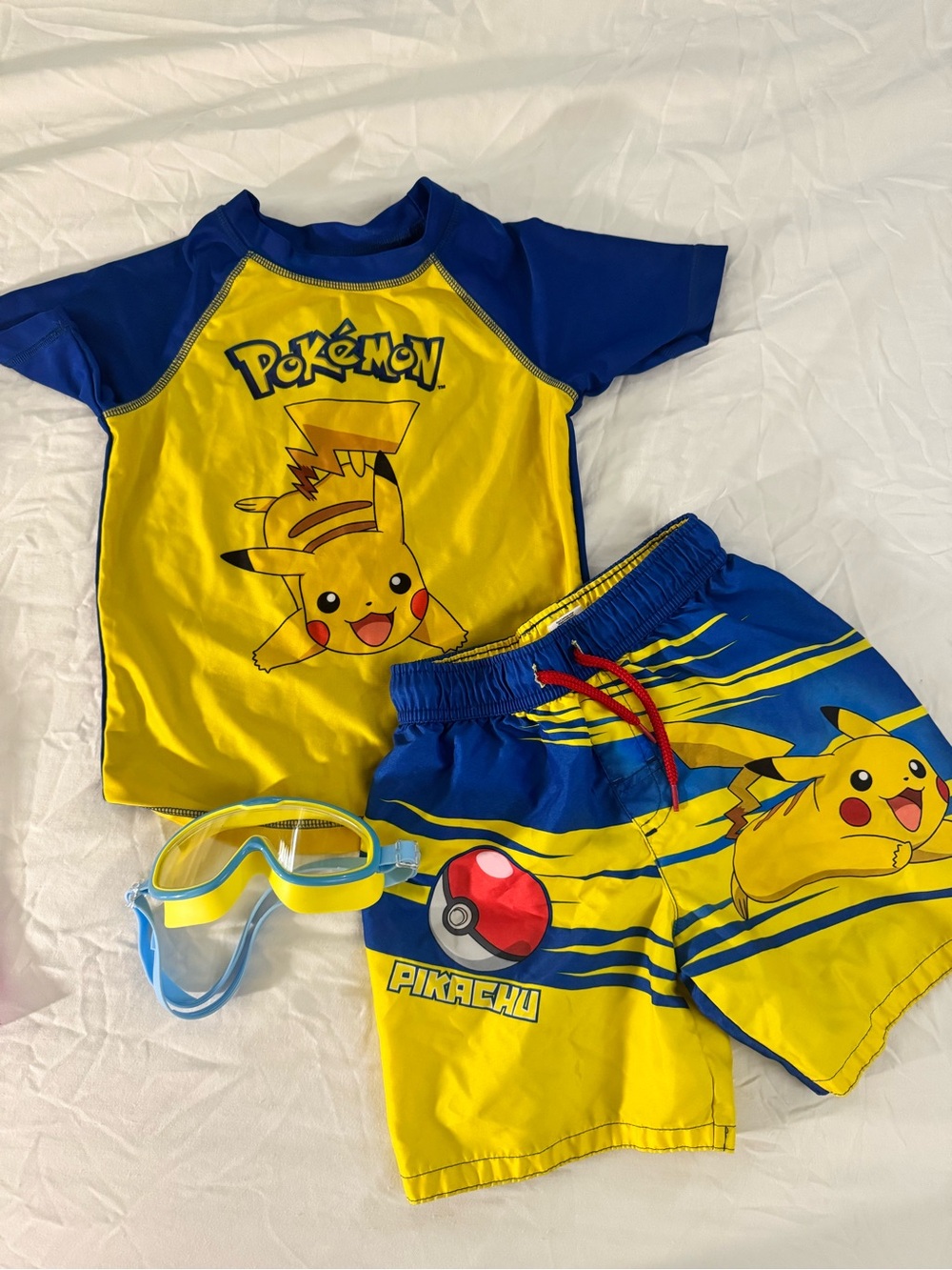 Kid Pokémon Rash guard and swim trunk set age 5-6